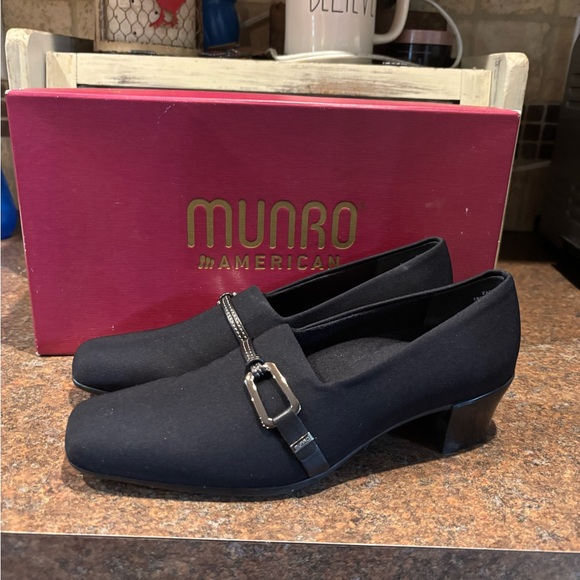 Munro Black Heels with Silver Buckle - Picture 1 of 6